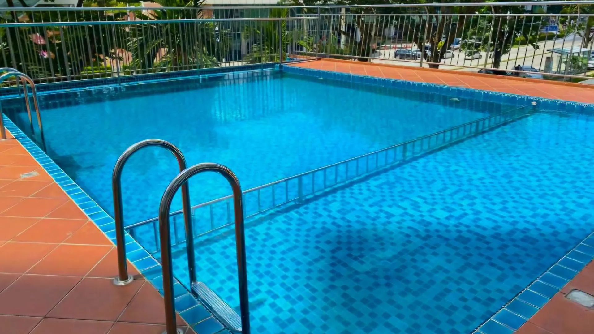 Homestay Pulau Pinang Urban Sky Guesthouse Bayan Lepas 0*,  Μαλαισία
